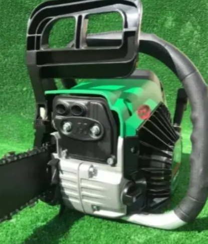 Бензопила Bosch PKE 45S (шина 45 см, 4.2 кВт) Цепная пила Бош - Фото 5 Бензопила Bosch PKE 45S (шина 45 см, 4.2 кВт) Цепная пила Бош - изображение 5