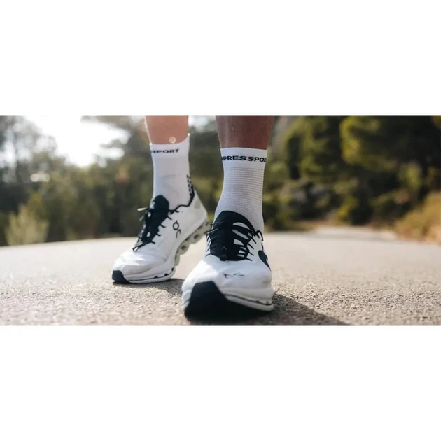 Носки компрессионные высокие Compressport Pro Racing Socks V4.0 Run High White/black L (100077541) - изображение 4