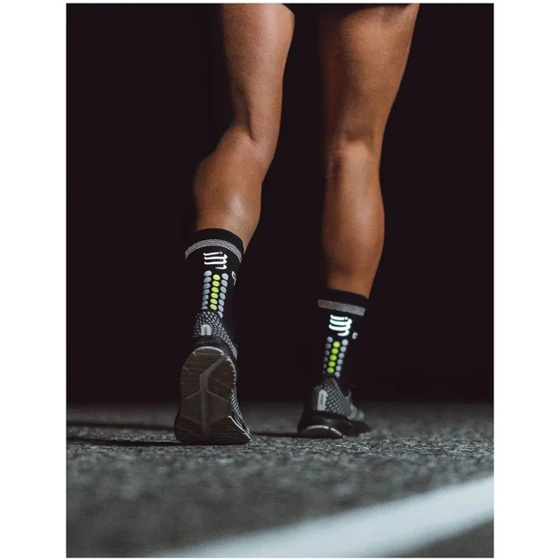 Носки компрессионные высокие Compressport Pro Racing Socks V4.0 Run High Flash Black/fluo yellow XL (100078634) - изображение 3