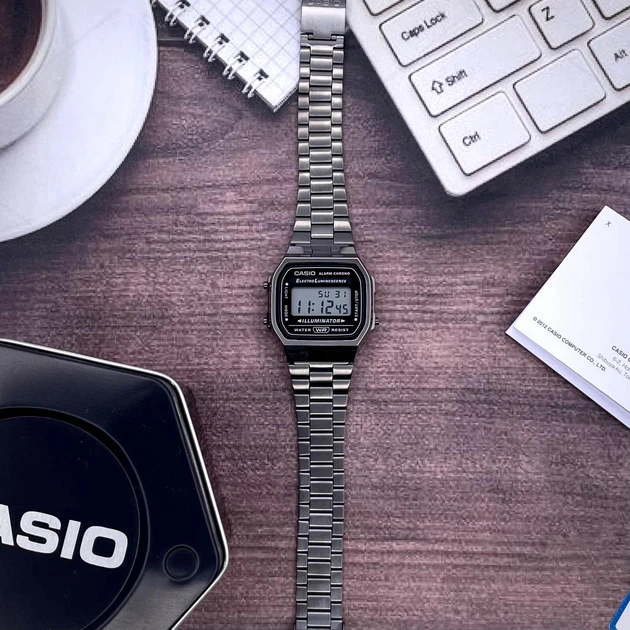 Чоловічий годинник Casio A168WGG-1A стиль ретро - Фото 4 Чоловічий годинник Casio A168WGG-1A стиль ретро - зображення 4