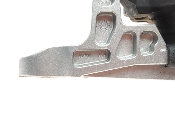 Подушка двигуна HUTCHINSON 586821 Ford Focus, Connect, Transit, C-Max 1766314, 2113114, CV616F012EB - изображение 5