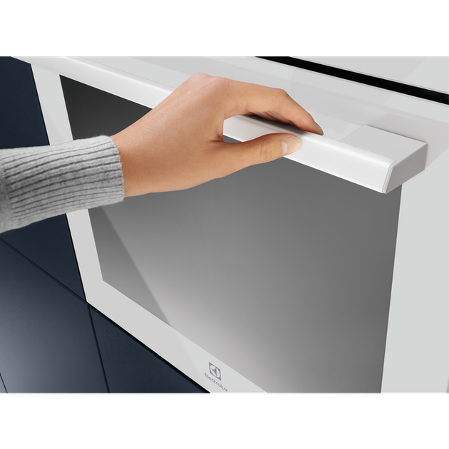 Встроенный духовой шкаф ELECTROLUX EOD6F77WV - изображение 6