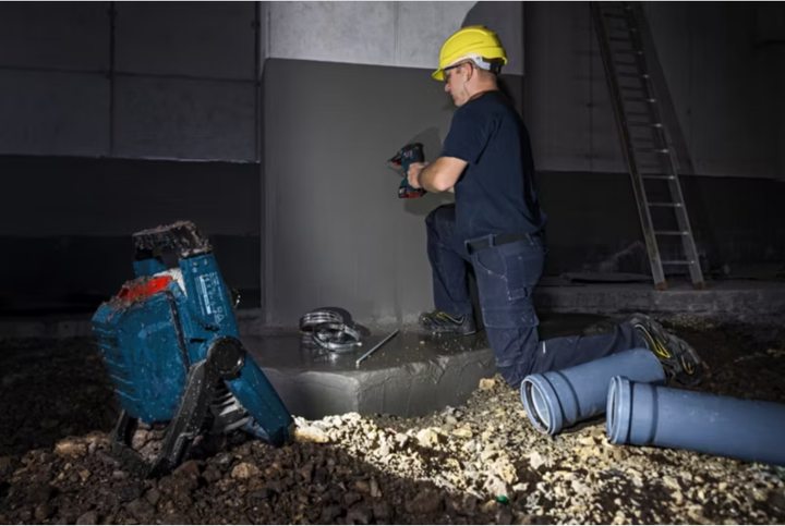 Акумуляторний ліхтарик Bosch Professional - Фото 2 Акумуляторний ліхтарик Bosch Professional - зображення 2