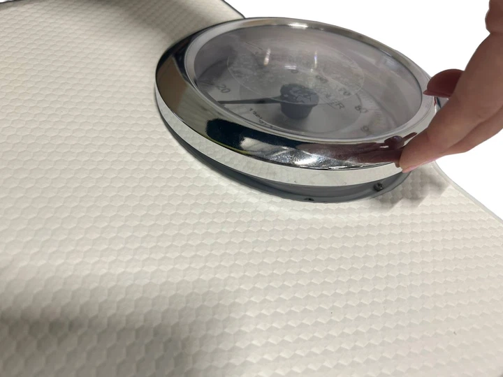 Waga podłogowa Adler AD 8180 (955555912392022) - Outlet - obraz 2