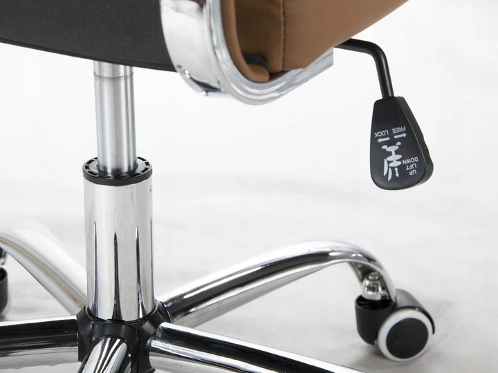 Fotel biurowy Sofotel 2130 Boston skórzany Czarny (5902854510078) - obraz 6