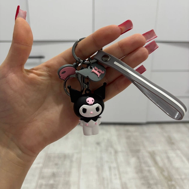 Брелок на Ключи Kuromi с подвесками в виде черепа | Подвеска на Рюкзак Куроми - изображение 2