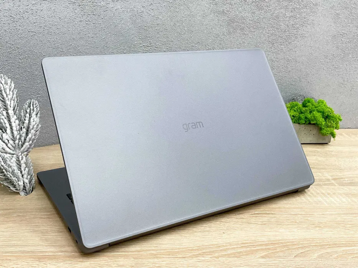 Ноутбук LG Gram 15 15U50T-15.6"IPS /i5-1334U 10ядер/16gb Ram/512gb SSD/ WIN 11 - Уцінка - зображення 6