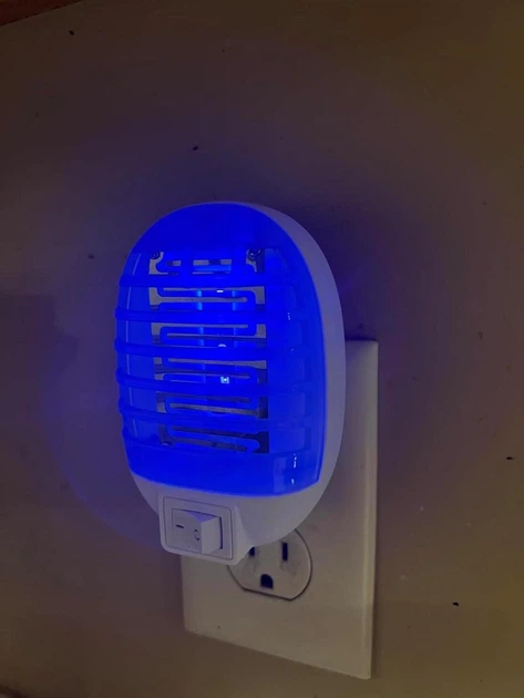 Электрическая ловушка для комаров и мух (Bug Zapper) 4 шт, УФ-свет, Для розетки - изображение 2