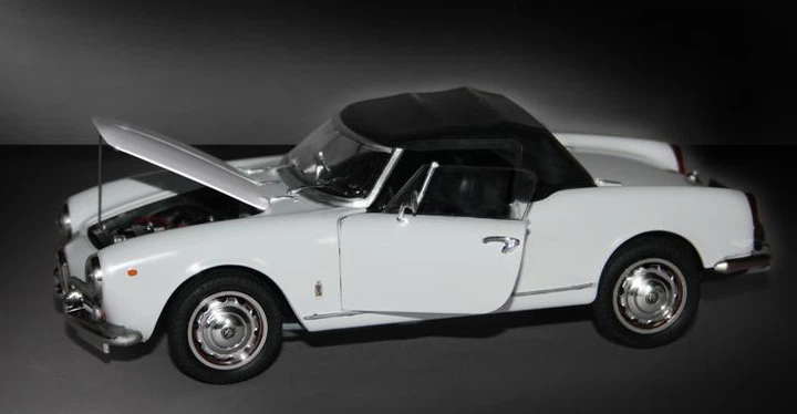 Збірна модель 1:24 автомобіль Alfa Romeo Guiletta Spider 1300 Italeri 3653 - изображение 6