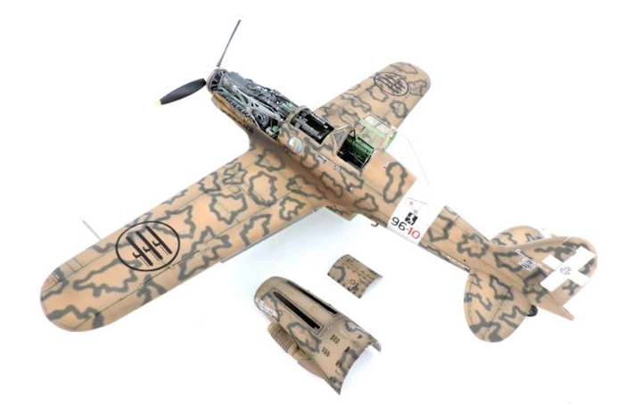 Збірна модель 1:32 літак Macchi MC.202 Folgore Italeri 2518 - изображение 4