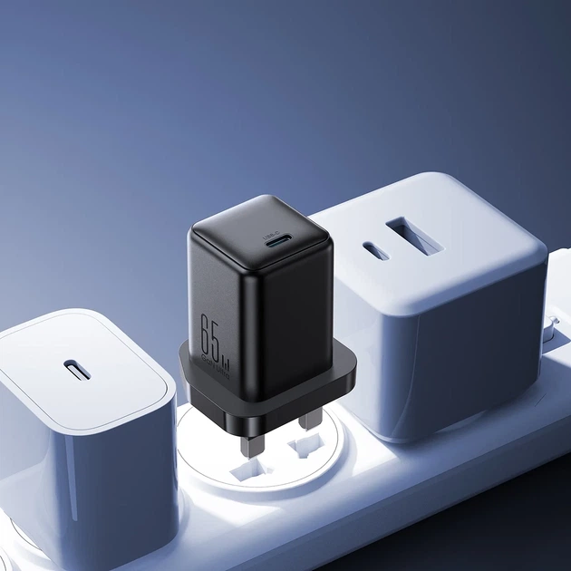 Ładowarka sieciowa JOYROOM JR-TCG18 65W 1 x USB-C UK Black (6956116766191) - obraz 3