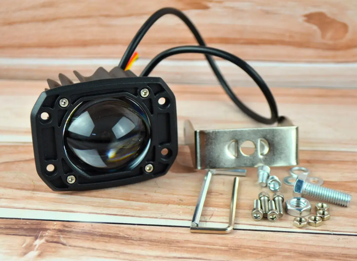 LED фара прямокутна лінзована (2шт) 40W ближній + дальній 12-24V (8,1x6,3x4СМ) фари на трактор МТЗ - зображення 6