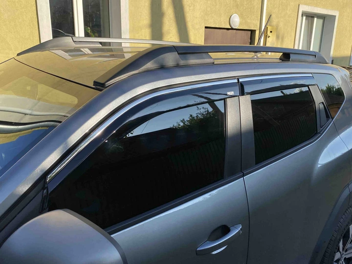 Ветровики с хромированным молдингом Niken Luxury (4 шт) для Renault Duster 2024- гг - Фото 2 Ветровики с хромированным молдингом Niken Luxury (4 шт) для Renault Duster 2024- гг - изображение 2
