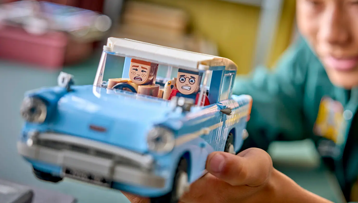 Конструктор Lego Зачарований Летючий Форд «Англія» 76470 - зображення 8