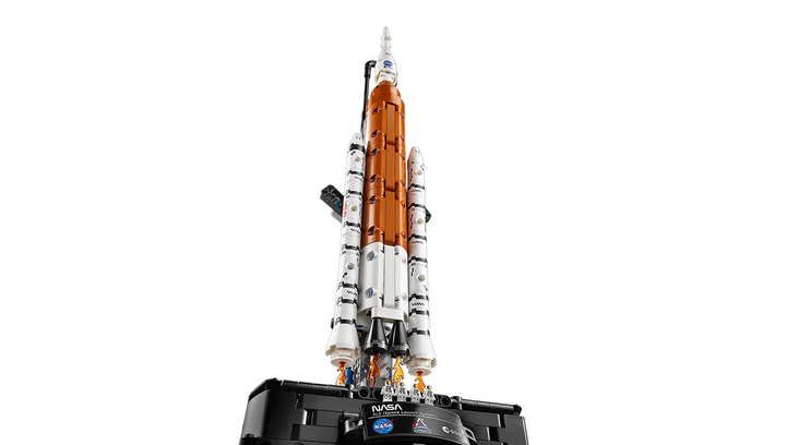 Конструктор Lego Ракета с Системой Космического Запуска NASA Artemis Technic 42221 - изображение 4