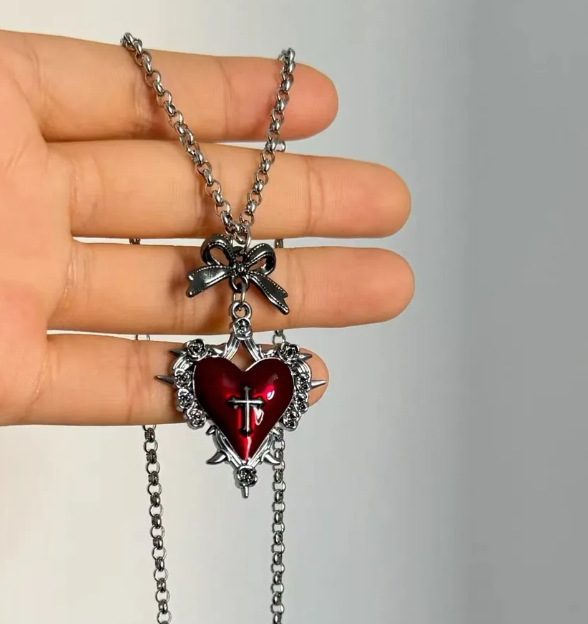 Цепочка Fashion Jewerly сердце с крестами и бантиками в готическом стиле, бижутерия серебристый цвет, 40+5 см (SVS) - Фото 4 Цепочка Fashion Jewerly сердце с крестами и бантиками в готическом стиле, бижутерия серебристый цвет, 40+5 см (SVS) - изображение 4