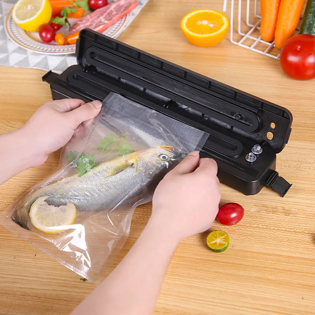 Бытовой вакуумный упаковщик Vacuum Sealer с набором пакетов 90 Вт Черный - изображение 2