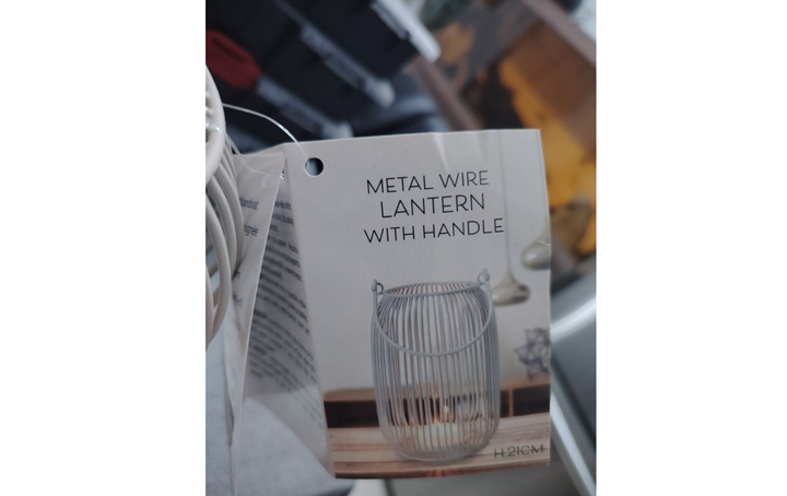 Металлический декоративный фонарь-свечник с ручкой, 21 см (Metal Wire Lantern) - изображение 2