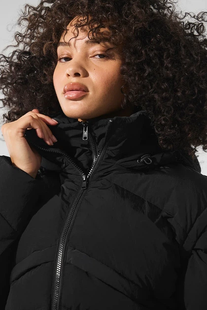 Жіноча куртка Alo Yoga Glacier Puffer Black S (W4609R) - зображення 4