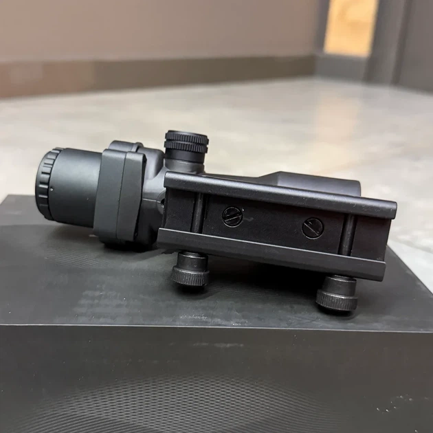 Приціл коліматорний ACOG 4x32 зі змінними світловодами (Китай) - Фото 8 Приціл коліматорний ACOG 4x32 зі змінними світловодами (Китай) - зображення 8