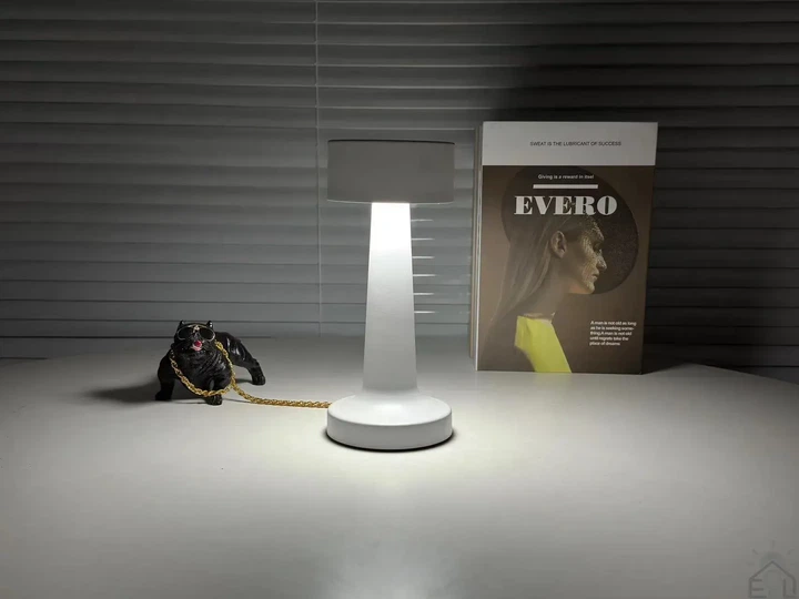 Настольная лампа сенсорная светодиодная ESLLSE DOWN LIGHT с аккумулятором 1200 mA Белая 10316 - Фото 2 Настольная лампа сенсорная светодиодная ESLLSE DOWN LIGHT с аккумулятором 1200 mA Белая 10316 - изображение 2