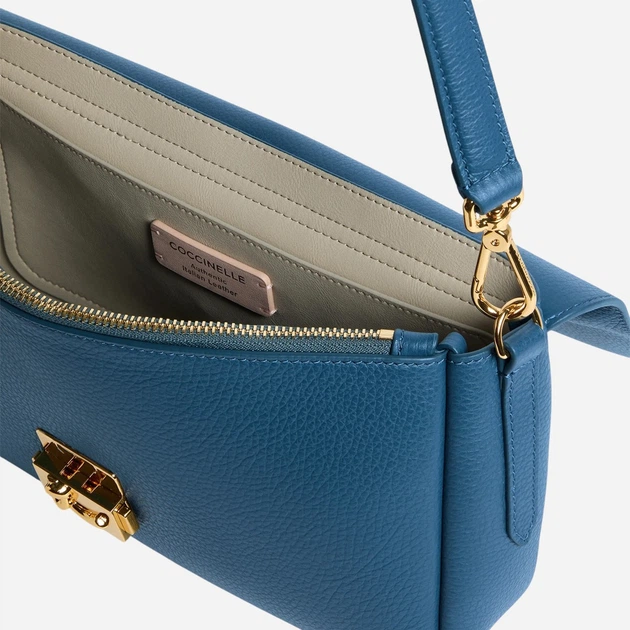 Torebka crossbody damska skórzana Coccinelle E1U4K120101-B27 Niebieska - obraz 3