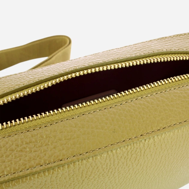 Torebka crossbody damska skórzana Coccinelle E5MN555M301-G43 Żółta - obraz 4