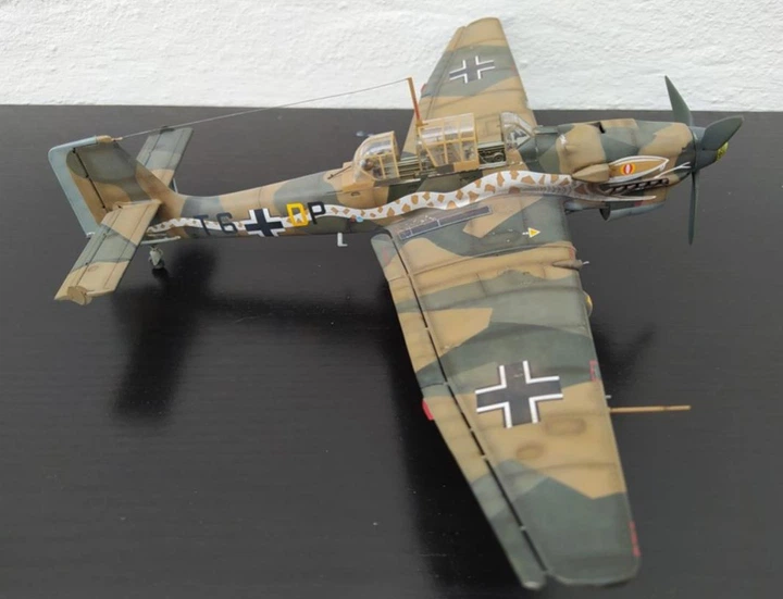 Збірна модель 1:48 гвинтового літака JU 87 B-2/R-2 Stuka "Picchiatello" Italeri 2769 - изображение 9