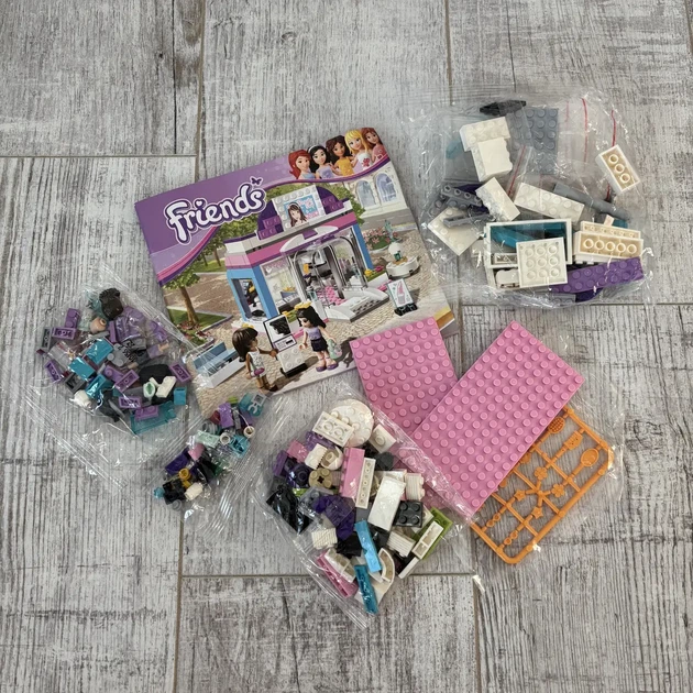Конструктор Bela Friends Салон красоты (220 PCS) с Фигурками Персонажей (Друзья) - изображение 4