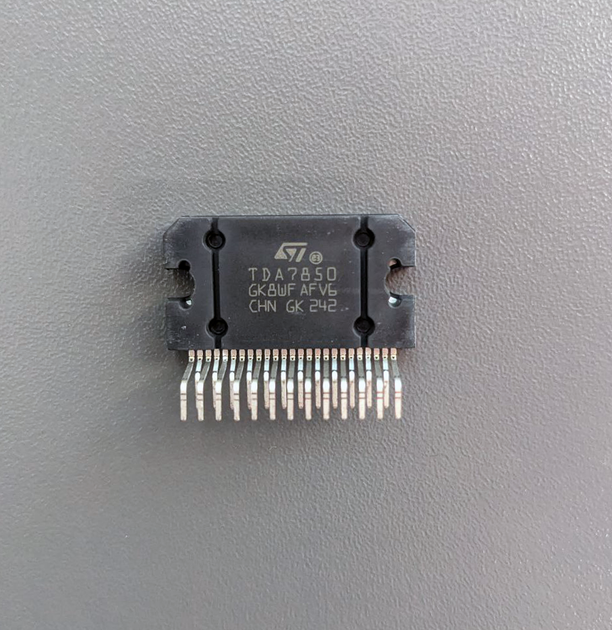 Микросхема ST TDA7850 4x50W Hi-Fi аудио усилитель - изображение 4