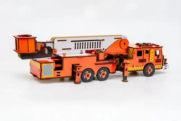 Дерев'яний 3D конструктор PuzzleOk Пожежна Машина 318 деталей - Фото 5 Дерев'яний 3D конструктор PuzzleOk Пожежна Машина 318 деталей - зображення 5