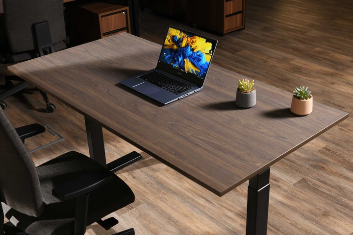 Стіл комп'ютерний 2E Wood Dark 620/1280x1500х750мм (2E-CE150WDARK-MOTORIZED) - изображение 9