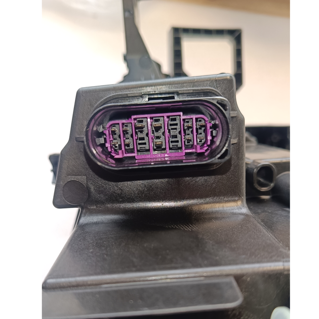 Фара ліва матрична VW iD.Unyx ( HL-VW-UNX-L ) - изображение 4