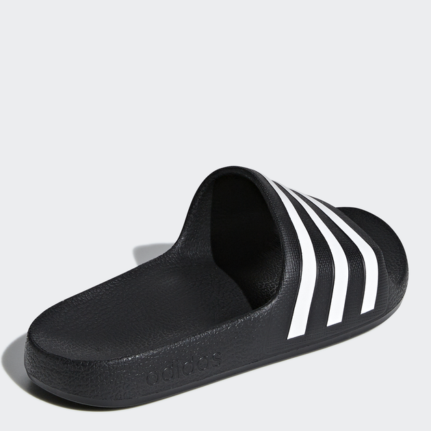 Детские шлепанцы для мальчика Adidas Adilette Aqua K F35556 30 Core Black (4060509826019) - Фото 4 Детские шлепанцы для мальчика Adidas Adilette Aqua K F35556 30 Core Black (4060509826019) - изображение 4