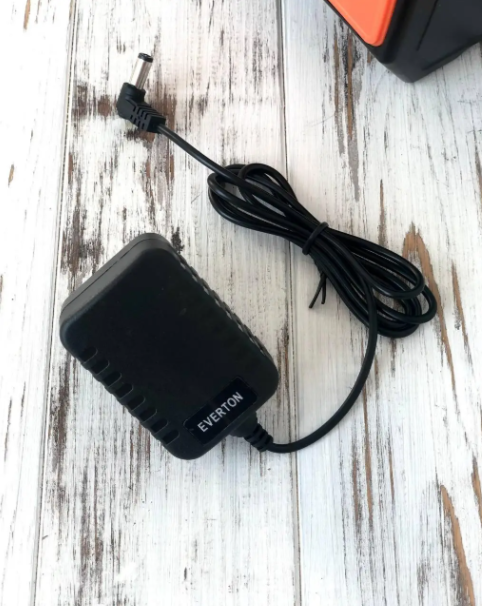 Фонарь аккумуляторный ручной Everton RT-901BT 4V 9000 MAh с солнечной батареей радио Bluetooth LED лампами от солнца - изображение 9