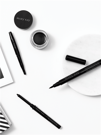 Водостойкая карандашная подводка для глаз Mary Kay 1.5 г Черный - изображение 3