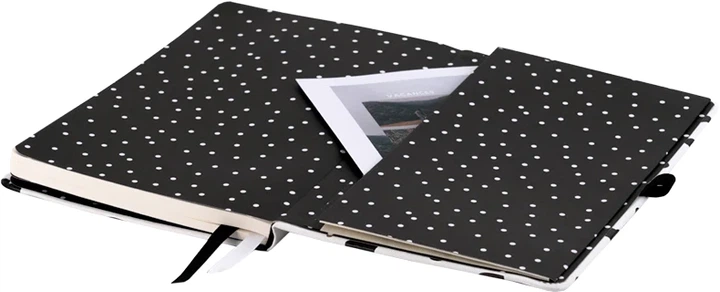 Записник Axent Partner Black&White 125x195 мм 96 аркушів у клітинку Біло-чорний (8621-10-A) - Фото 5 Записник Axent Partner Black&White 125x195 мм 96 аркушів у клітинку Біло-чорний (8621-10-A) - зображення 5