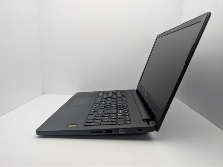 Ноутбук Dell Latitude 3570/Intel i5-6200U/8GB-DDR3/120GB-SSD/Intel HD Graphics /15.6" FHD Б/В - изображение 3