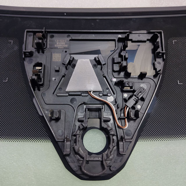 Скло лобове VW iD.Unyx 2024-, теплозахисне, зелене, з проекцією HUD ( WSH-VW-UNX-HUD-GRN ) - изображение 3