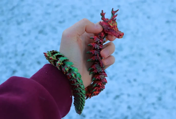 Декоративний Артикуляційний Дракон Articulated Christmas Dragon 3Д Друк Синій 50 См - Фото 2 Декоративний Артикуляційний Дракон Articulated Christmas Dragon 3Д Друк Синій 50 См - зображення 2
