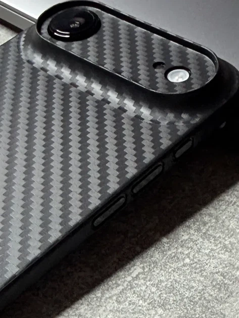Чехол K-Doo Air Carbon противоударный для iPhone 17 Air черный - изображение 3