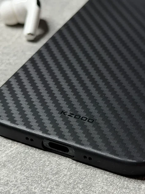 Чехол K-Doo Air Carbon противоударный для iPhone 17 Air черный - изображение 6