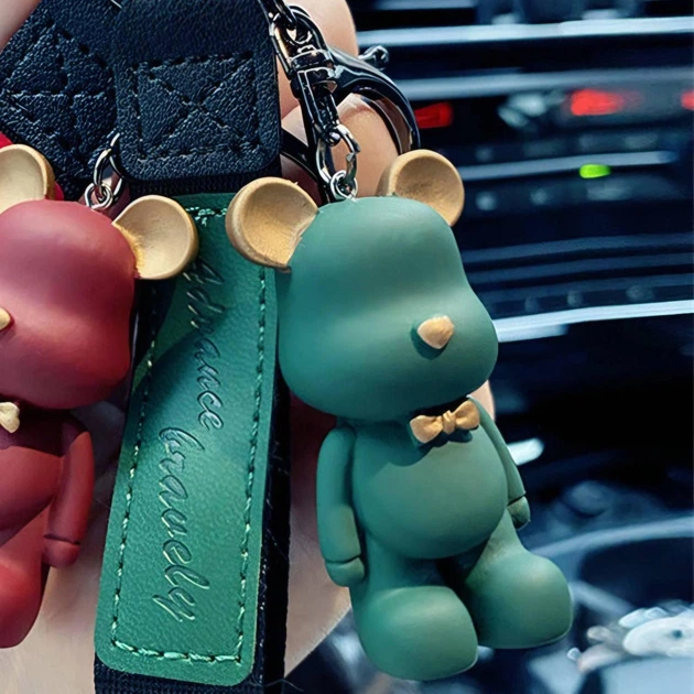 Брелок мишка Green Bear стильный брелок для ключей - Фото 2 Брелок мишка Green Bear стильный брелок для ключей - изображение 2