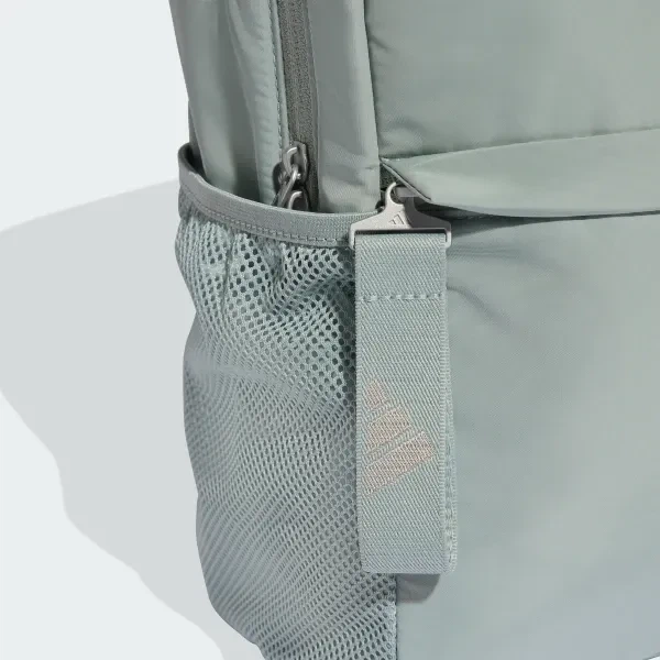 Рюкзак женский спортивный тканевый 21 л вмещает формат А4 Adidas Sport Backpack JZ7420 Зеленый (4068822385794) - Фото 8 Рюкзак женский спортивный тканевый 21 л вмещает формат А4 Adidas Sport Backpack JZ7420 Зеленый (4068822385794) - изображение 8