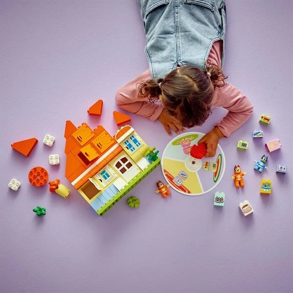 Конструктор LEGO DUPLO Bluey Родинний дім Блуї із грою на запам'ятовування 83 деталі (10459) - изображение 4