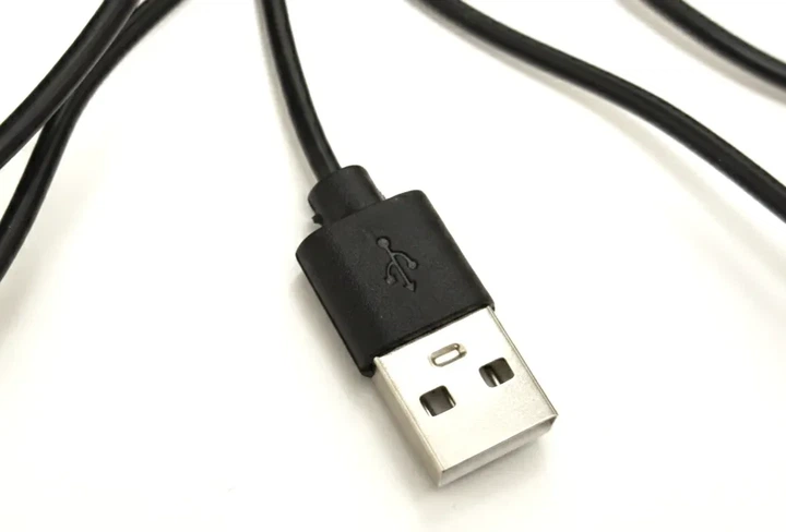 Кабель питания USB 5V To DC 2.0 x 0.6 mm 70см - Фото 3 Кабель питания USB 5V To DC 2.0 x 0.6 mm 70см - изображение 3