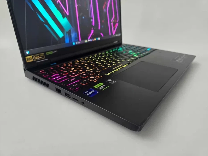 Ноутбук Predator Helios 16 (2024) I9 14900HX/RTX 4080/RAM 32GB/1TB/QHD+ 240Hz Б\В - Б/У - Фото 2 Ноутбук Predator Helios 16 (2024) I9 14900HX/RTX 4080/RAM 32GB/1TB/QHD+ 240Hz Б\В - Б/У - изображение 2