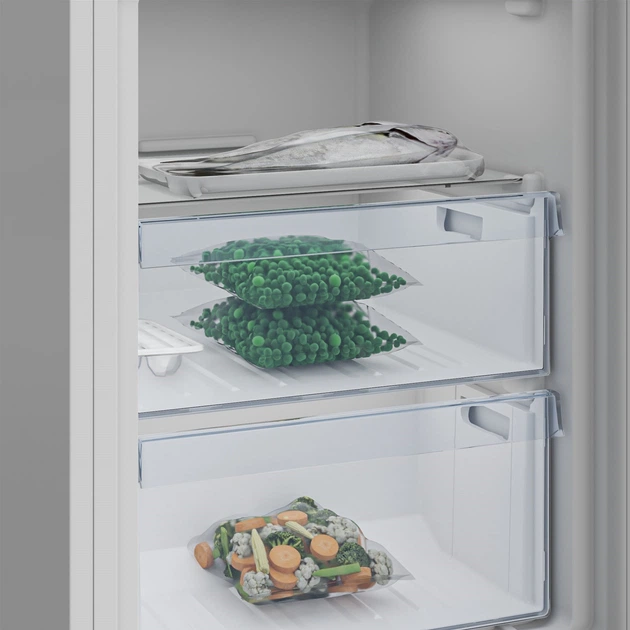 Холодильник Beko RCSA240K40WN - зображення 6