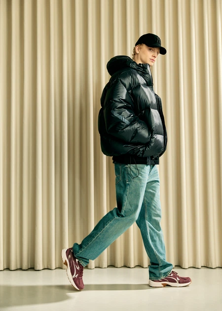 Пуховик зимний короткий мужской Adidas Z.N.E. Climawarm Down