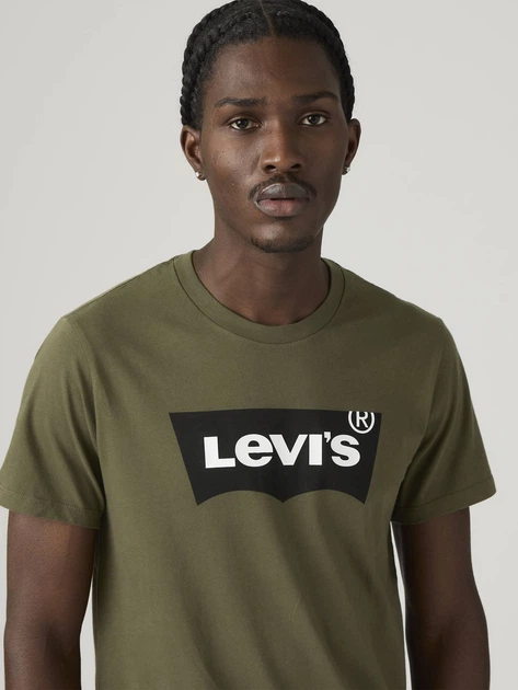 Футболка бавовняна довга чоловіча Levi`s Housemark Graphic Tee 22489-0153 L Хакі (5400599771056) - зображення 4